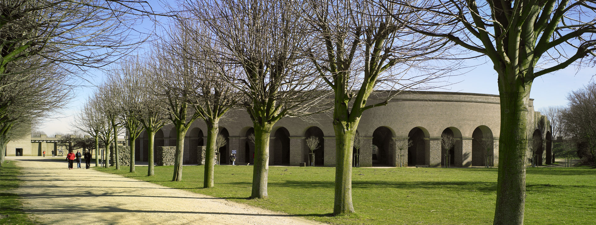 Das Amphitheater von Süden aus gesehen